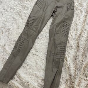 Athleta leggings